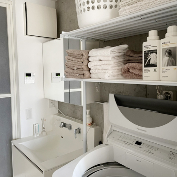 【賃貸OK！】コスパ最強で簡単にできる洗濯機上の収納スペースDIYテクニック | HugMug