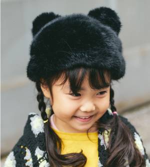 おしゃれのワケはユニークな小物にあり！ 【キッズ冬小物SNAP6選】 | HugMug