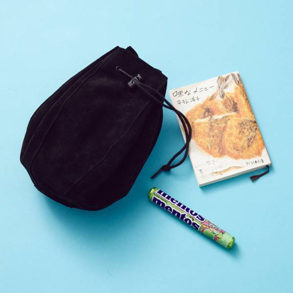 【編集部ママのバッグの中身5選】おしゃれな子育てアイテムに熟知！ | HugMug