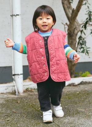 『ZARAキッズ』のベストが可愛すぎ！ 冬素材をシェアした家族コーデ | HugMug