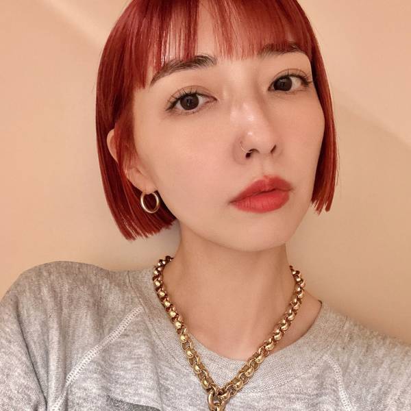 おしゃれな人の最新アイブロウ事情。メイク感なく「自然な毛流れ」をつくる名品まとめ | HugMug