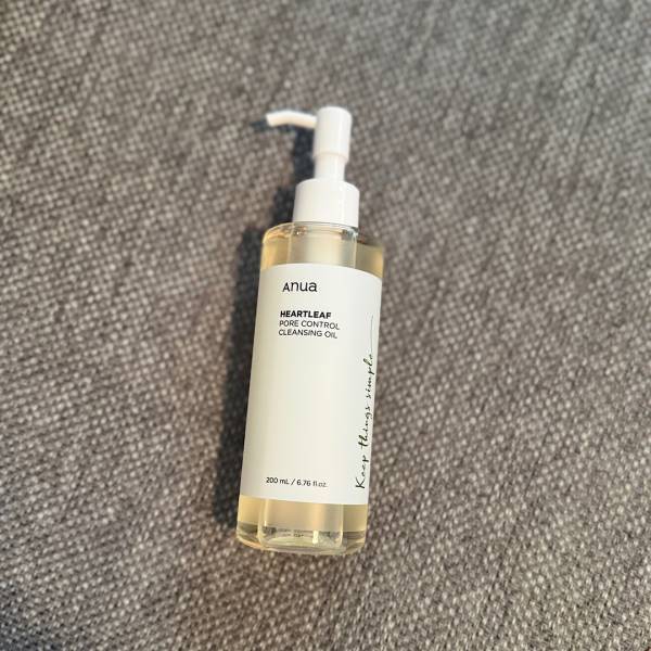 40代混合肌の私がおすすめしたい【Anua】ドクダミシリーズのライン使い | HugMug