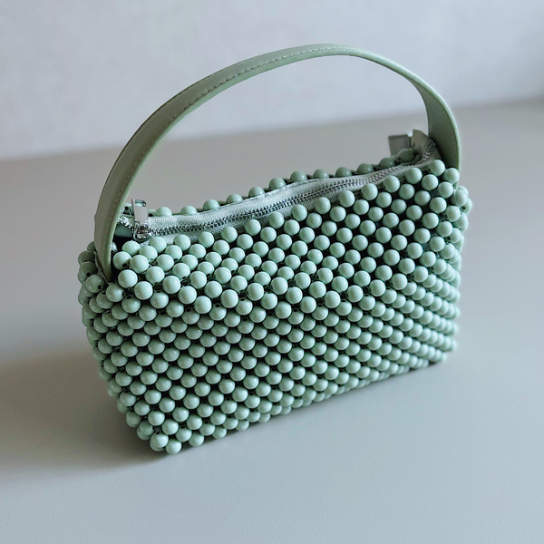 【ZARAセール品】このクオリティで1,490円！？春大活躍のパステルカラービーズバッグ | HugMug