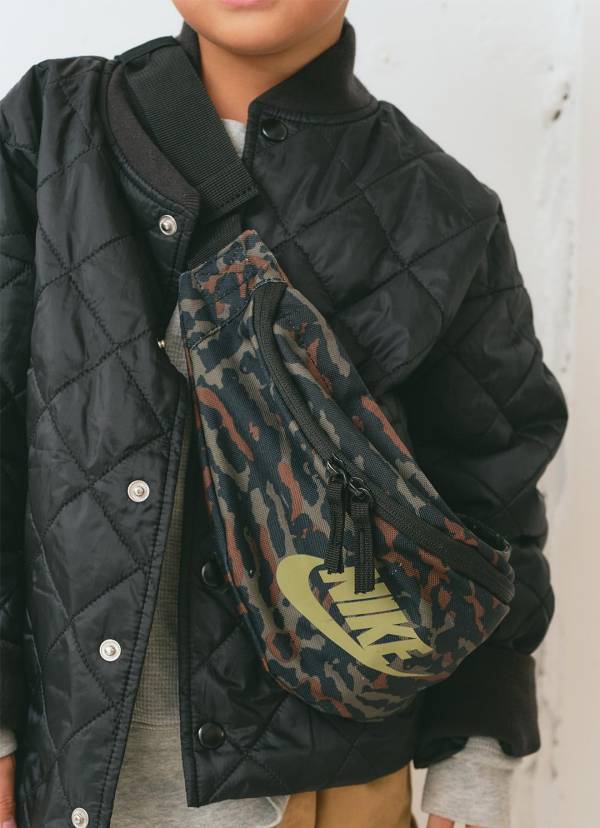 『ユニクロ』のハーフパンツが超優秀！親子でブラックリンクコーデ | HugMug