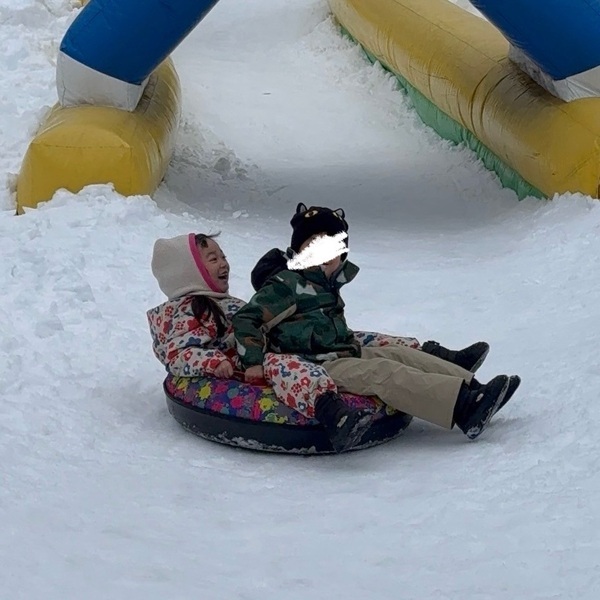 西日本最大級！「めいほうスキー場」のキッズゲレンデは一日遊べてコスパ最強！ | HugMug