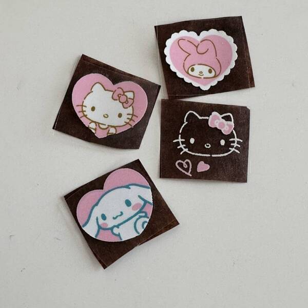 【ダイソー】サンリオチョコプリントシートが可愛すぎ！ 簡単手作りバレンタインレシピ | HugMug