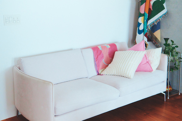 センスのいい家族が暮らす家【vol.18 ミッドセンチュリーモダンを楽しむ家・佐藤早矢さん、諒さん邸】 | HugMug