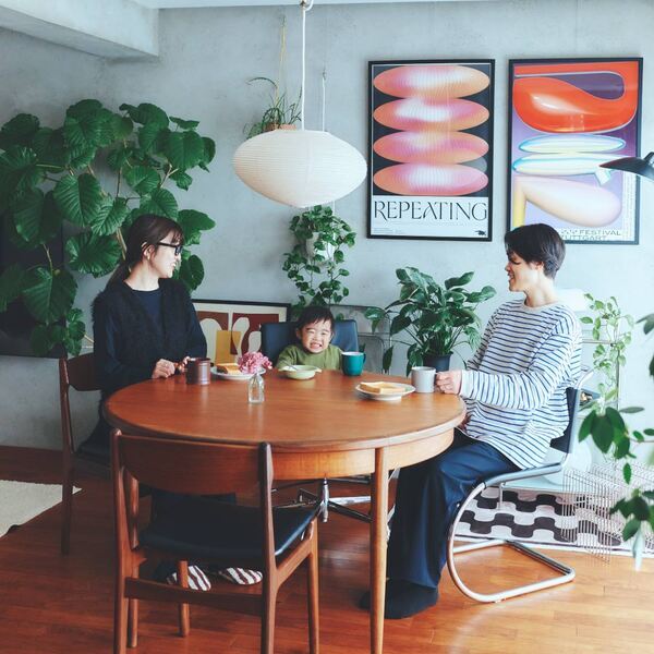 センスのいい家族が暮らす家【vol.18 ミッドセンチュリーモダンを楽しむ家・佐藤早矢さん、諒さん邸】 | HugMug