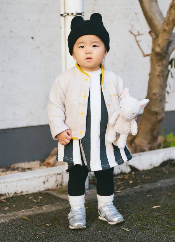 古着MIXでおしゃれ度爆上げ！挿し色の赤がアクセント役 | HugMug