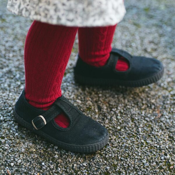 『ザラキッズ』のクマ耳帽が可愛すぎる！トラッドスタイルでつくる親子コーデ | HugMug