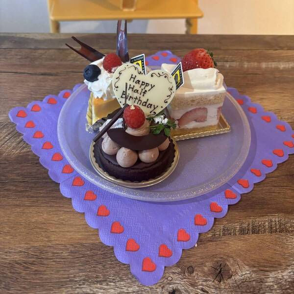 すぐ真似できる！【ハーフバースデー】記念撮影の飾り付けをご紹介 | HugMug