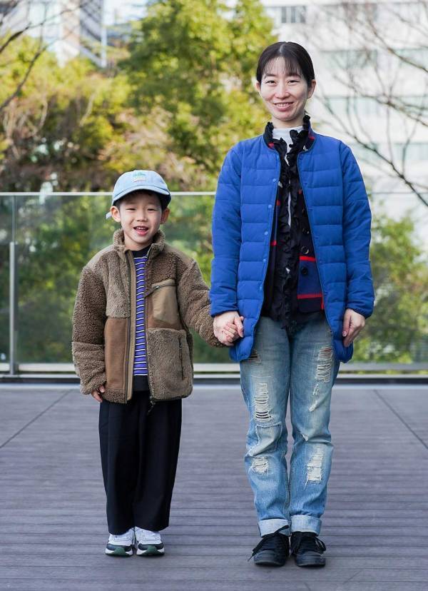 『ユニクロ』コラボのフリースが超優秀！おしゃれ親子の動けるコーデ | HugMug