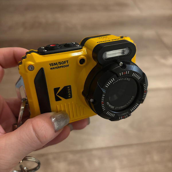 水中写真も撮れる！デジカメ【Kodak WPZ2】がカワイイ見た目で高機能 | HugMug