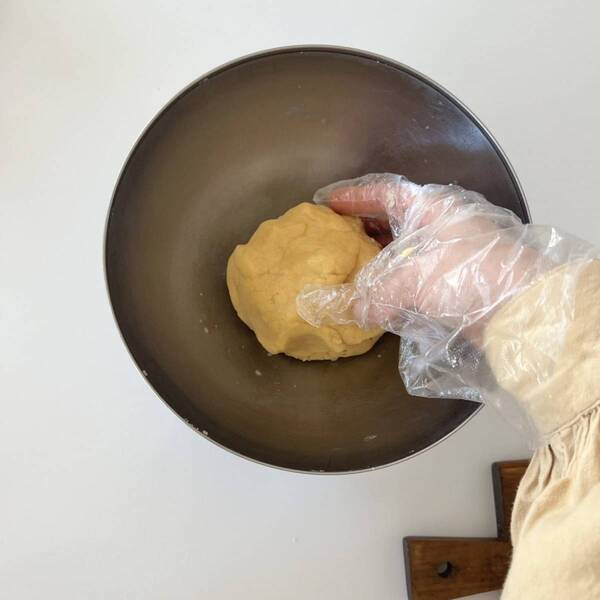 集めたい！【セリア】クッキー抜き型が絵画シリーズや推し活用など種類豊富！ | HugMug