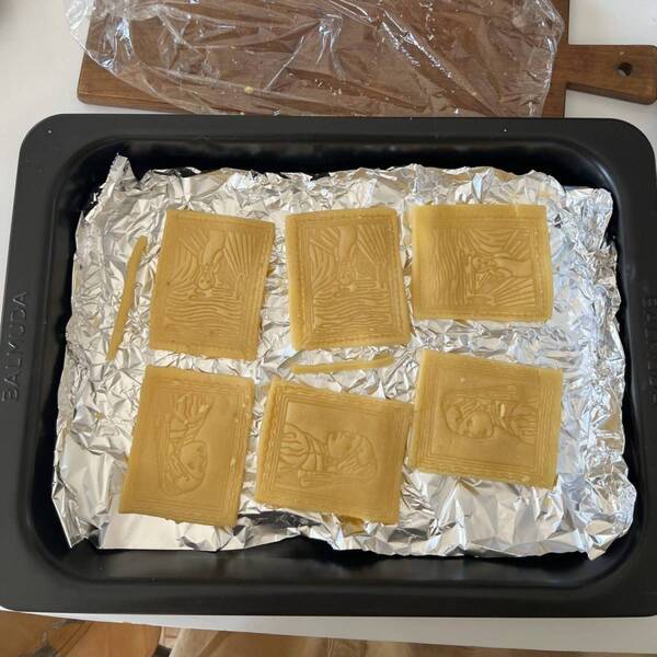 集めたい！【セリア】クッキー抜き型が絵画シリーズや推し活用など種類豊富！ | HugMug