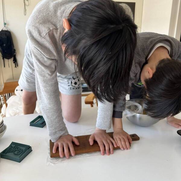 集めたい！【セリア】クッキー抜き型が絵画シリーズや推し活用など種類豊富！ | HugMug