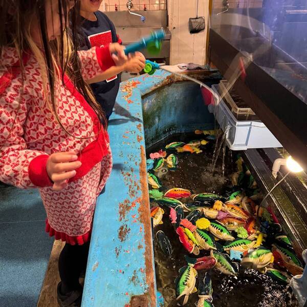 釣った魚をその場でプロが調理！愛知県清須市「爆釣海一番」で新鮮魚料理を堪能 | HugMug