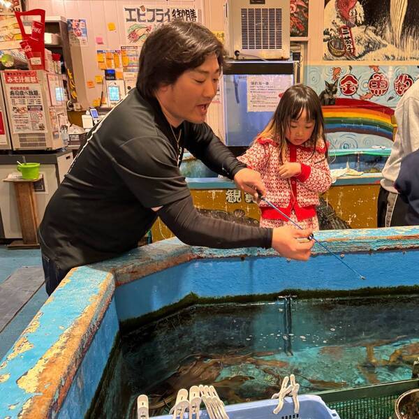 釣った魚をその場でプロが調理！愛知県清須市「爆釣海一番」で新鮮魚料理を堪能 | HugMug