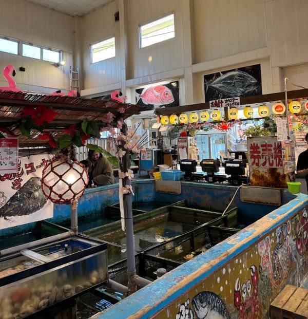 釣った魚をその場でプロが調理！愛知県清須市「爆釣海一番」で新鮮魚料理を堪能 | HugMug