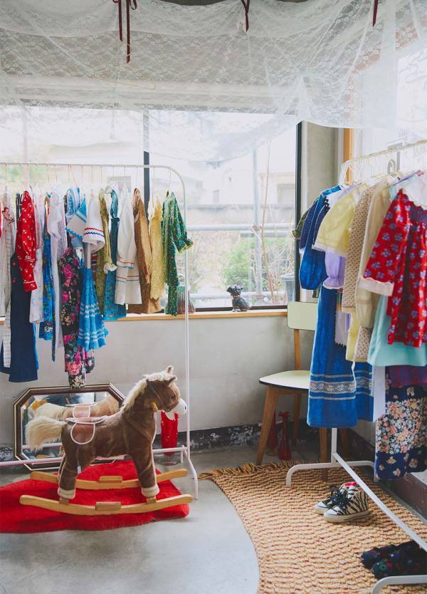 キッズヴィンテージ『IAM』でモデル・宮城 舞さんがセレクトしたアイテムを限定発売！ | HugMug