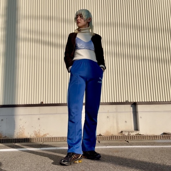 大人気！ asics「GEL-KINETIC FLUENT」おしゃれ＆高機能の神スニーカー | HugMug