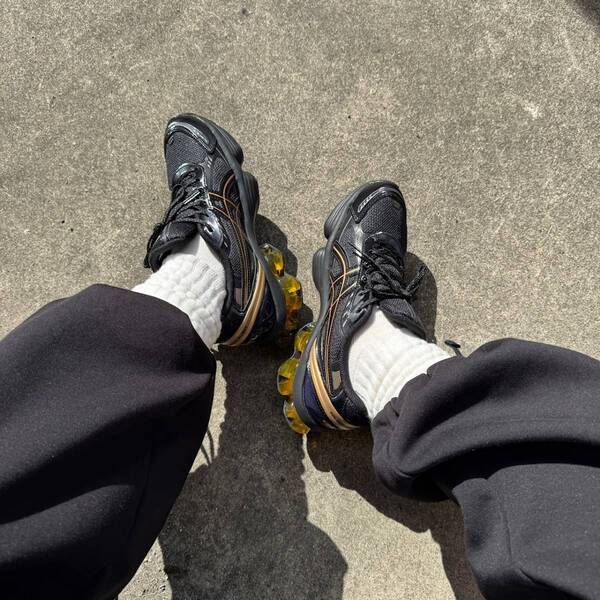 大人気！ asics「GEL-KINETIC FLUENT」おしゃれ＆高機能の神スニーカー | HugMug