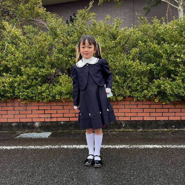 【2025】親子卒園・入学式コーデはヴィンテージでママとおしゃれにリンク！ | HugMug