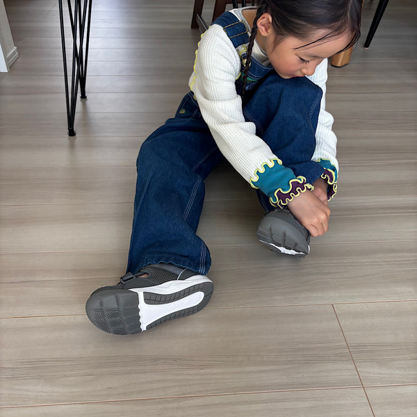 【小学生おすすめ】〈IFME×こども ビームス〉のスニーカーがおしゃれで機能的！ | HugMug