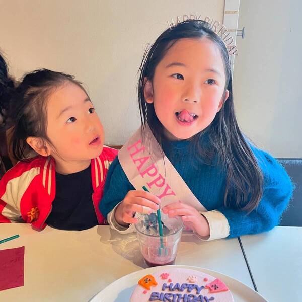 誕生日グッズは【セリア】が最強！カラバリ豊富なうねうねバルーン&amp;ろうそくがおすすめ | HugMug