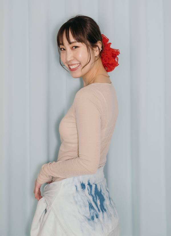 編集部ママがリアルレビュー！ “プラス1”でご近所コーデが見違える【春のトレンドアイテム10選】 | HugMug