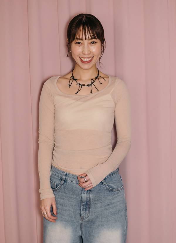 編集部ママがリアルレビュー！ “プラス1”でご近所コーデが見違える【春のトレンドアイテム10選】 | HugMug