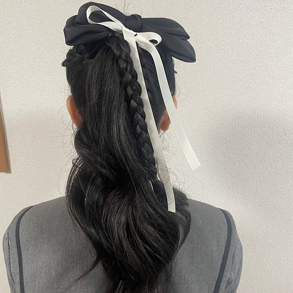 簡単なのにキチンと見え【入園＆入学式】100均アイテムで女の子のヘアアレンジ | HugMug