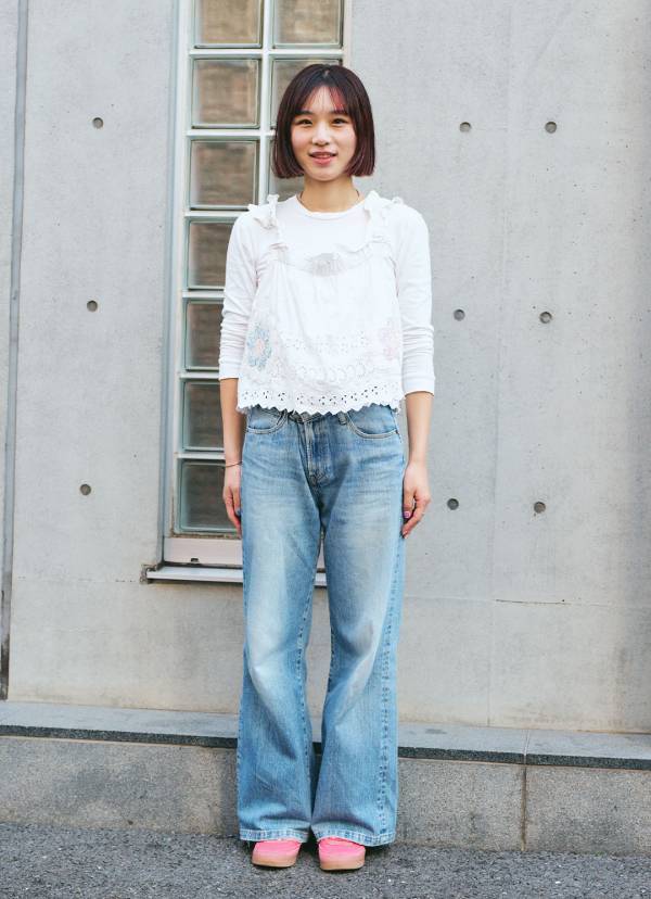 「海外子ども服」でおしゃれ度爆上げ！ ママは万能デニムで春満開コーデ | HugMug