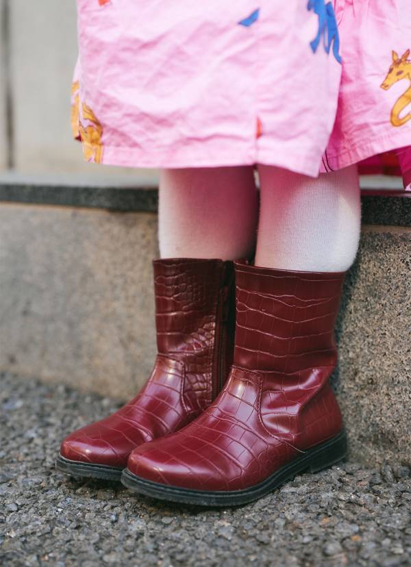 「海外子ども服」でおしゃれ度爆上げ！ ママは万能デニムで春満開コーデ | HugMug