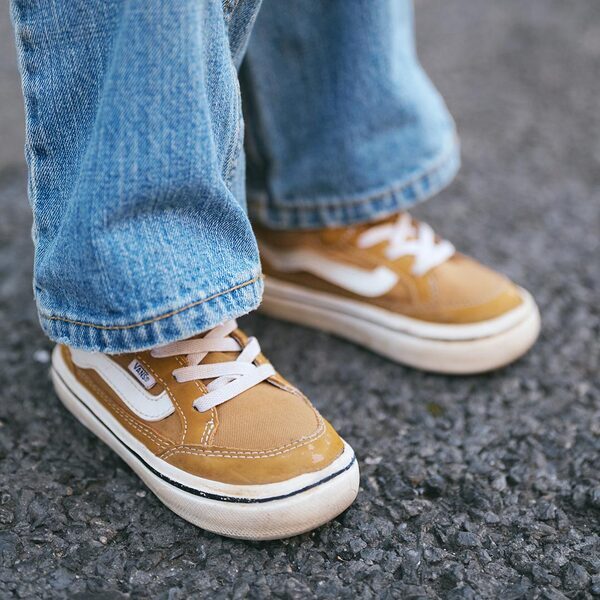 古着×プチプラのデニムコーデ！ レース使いでおしゃれ度爆上げ | HugMug