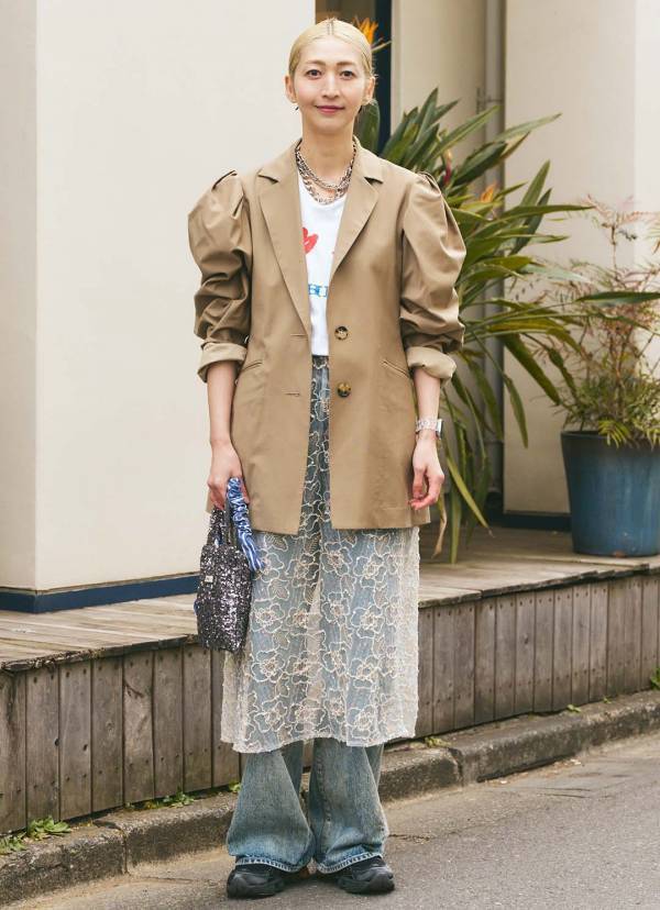 スカートレイヤードスタイルが今っぽい！ 【おしゃれママの春SNAP7選】 | HugMug