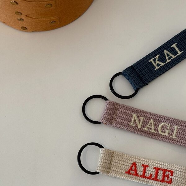 新学期の名前つけにも大活躍！おしゃれで実用的な「刺繍ネームタグ」 | HugMug