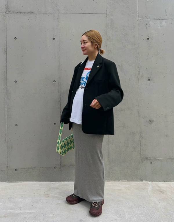 妊娠中も全力でファッションを楽しむ！ センスのいいママのマタニティコーデ6選 | HugMug