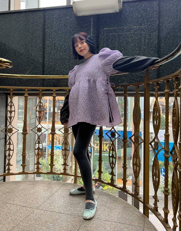 妊娠中も全力でファッションを楽しむ！ センスのいいママのマタニティコーデ6選 | HugMug