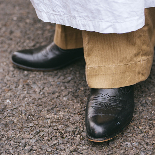 古着好き親子の春コーデが洒落てる！ ホワイトリンクで軽やかに | HugMug