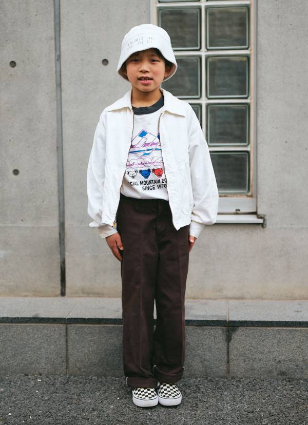 古着好き親子の春コーデが洒落てる！ ホワイトリンクで軽やかに | HugMug