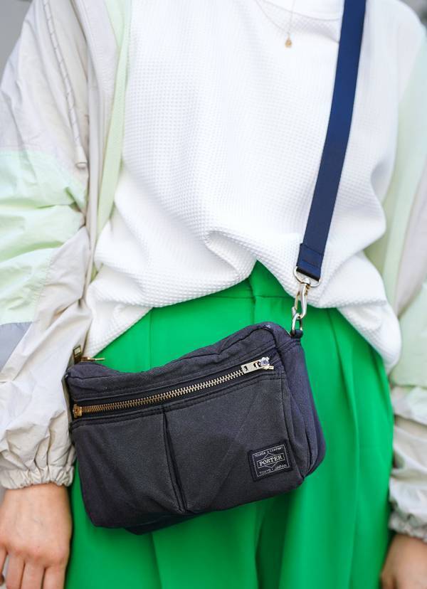 春のパンプスは「GU」で決まり！ ナイロン素材で軽やか親子コーデ | HugMug