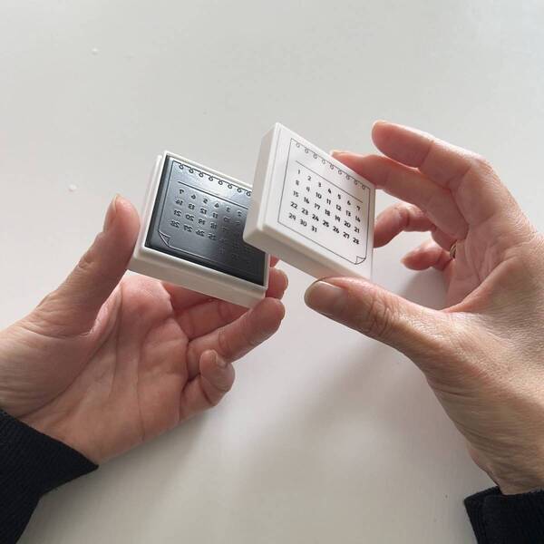 スケジュール管理やメモに【ダイソー】ログスタンプがポンっと押すだけ超便利！ | HugMug