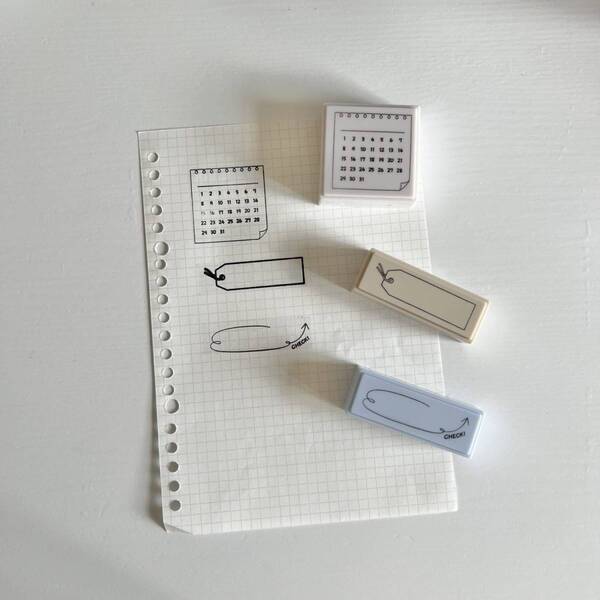 スケジュール管理やメモに【ダイソー】ログスタンプがポンっと押すだけ超便利！ | HugMug