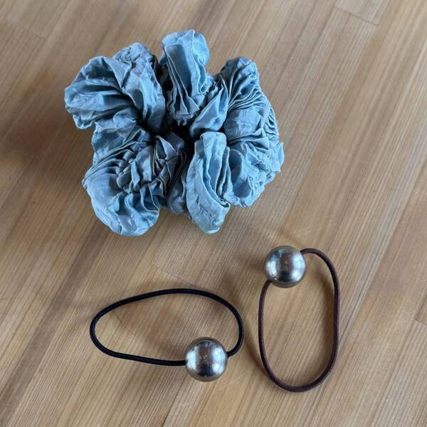 付けるだけで様になる！アレンジいらずのおすすめ【ヘアアクセ】4選 | HugMug