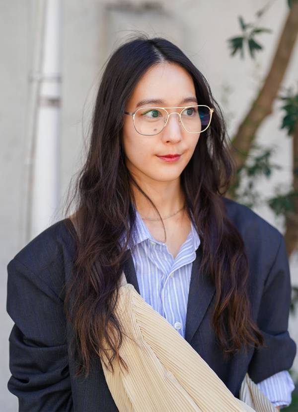 ママのスポーティシックコーデが可愛い！ 爽やかブルーを親子リンク | HugMug