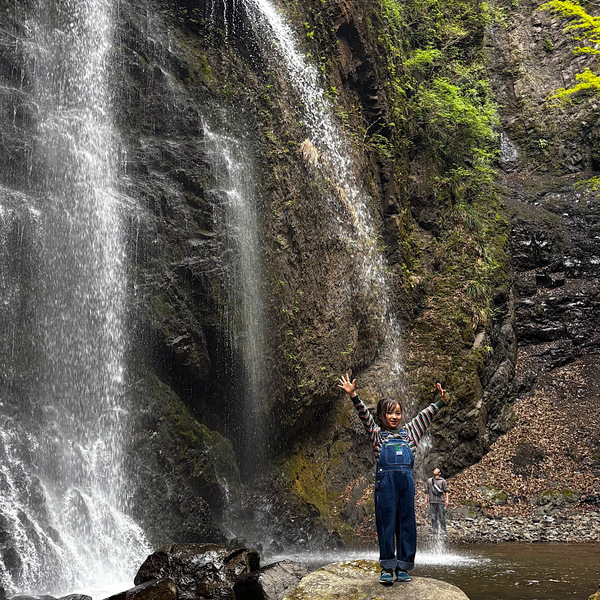 【穴場キャンプ場】「青野原野呂ロッジキャンプ場」は嬉しいオート＆アクティビティ付き！ | HugMug