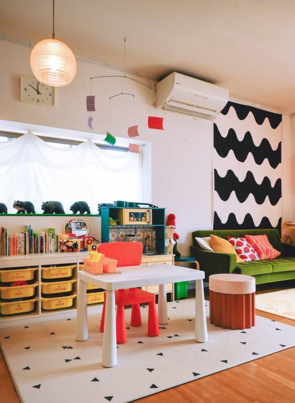 【おしゃれな家のオモチャ収納 5選】IKEAや無印良品も！センスあふれる活用法を拝見♡ | HugMug