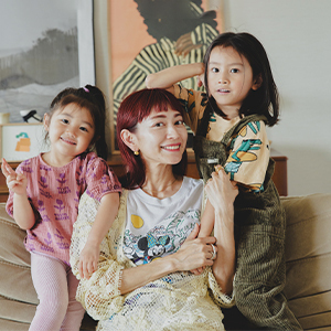 【おしゃれな家のオモチャ収納 5選】IKEAや無印良品も！センスあふれる活用法を拝見♡ | HugMug