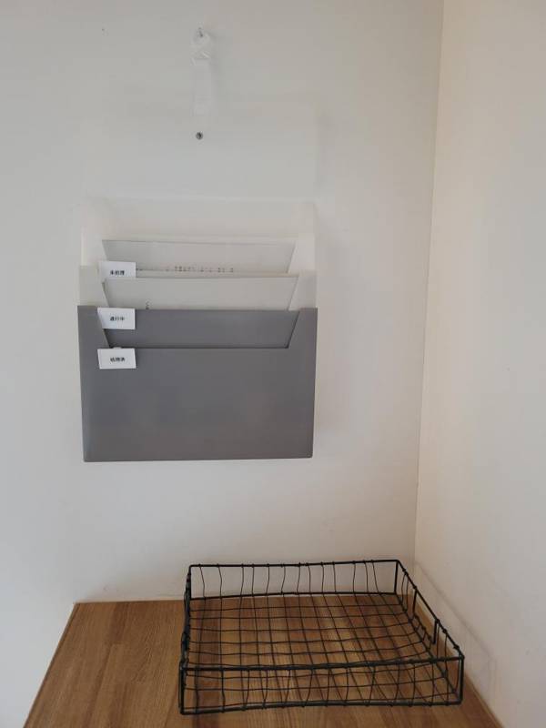 【100均グッズ】簡単&amp;おしゃれに片付く「子どものプリント整理術」。収納上手なママがレクチャー！ | HugMug